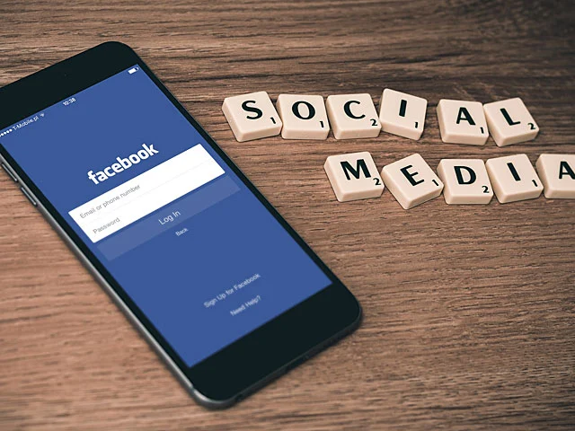 How Hotels Should Advertise on Facebook